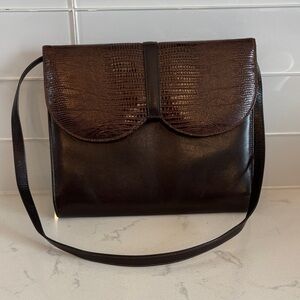 Vintage Coret Chic Dark Brown Shoulder Bag